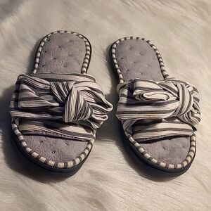 ULTRAIDEAS SLIPPERS